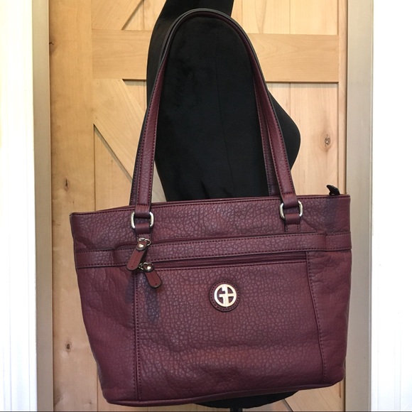 giani bernini pebble tote